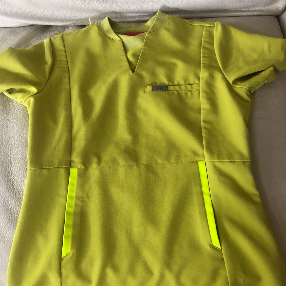 Figs Women's top scrub green lime XS
